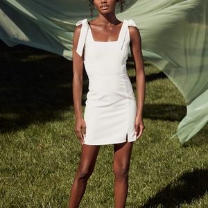 Lulus White Tie Mini Dress size M